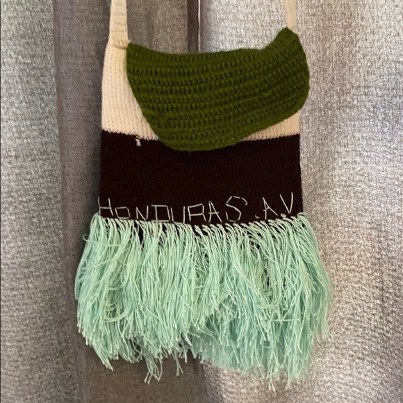 CROCHET HANDCRAFTED CROSSBODY PURSE 🇭🇳 - Picture 2 of 5